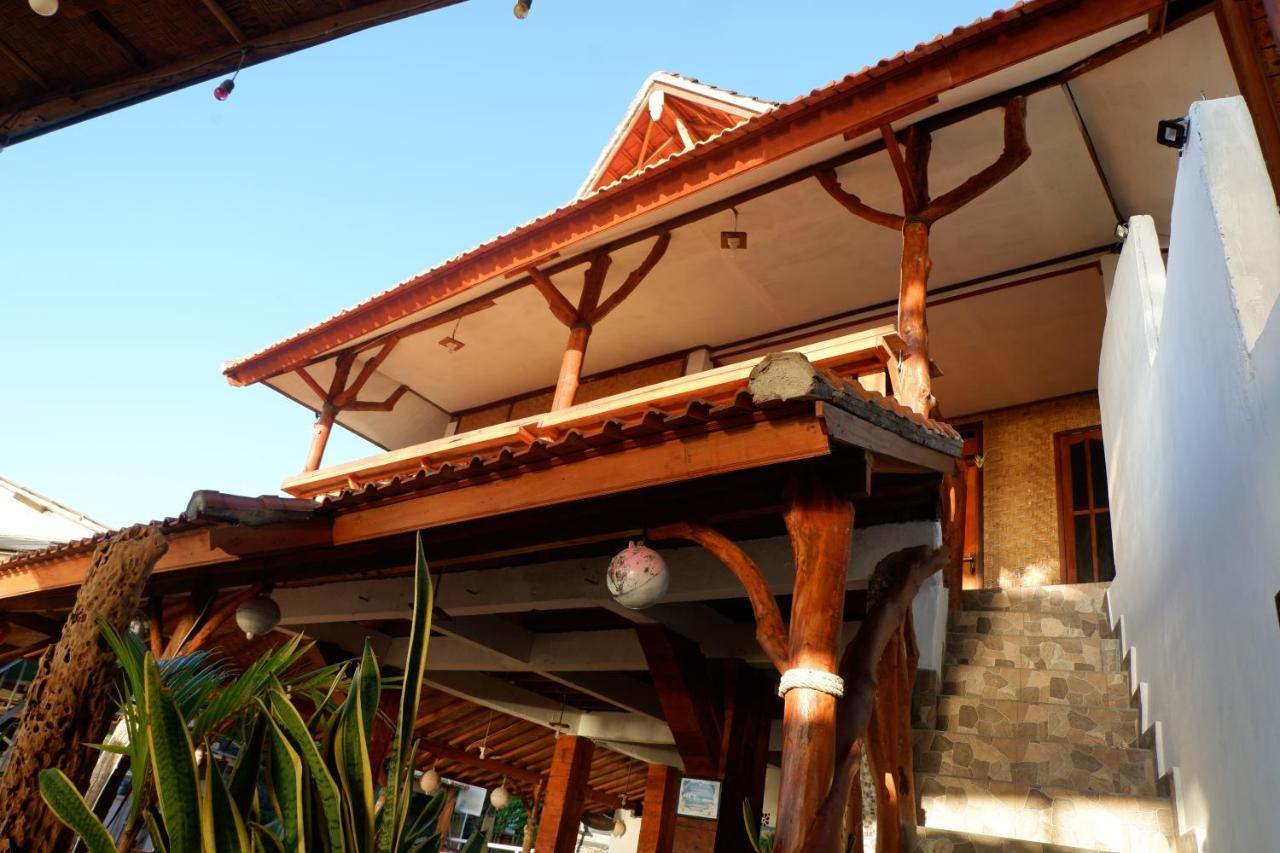 Santai Warung Bali Hotel Jimbaran Exterior foto